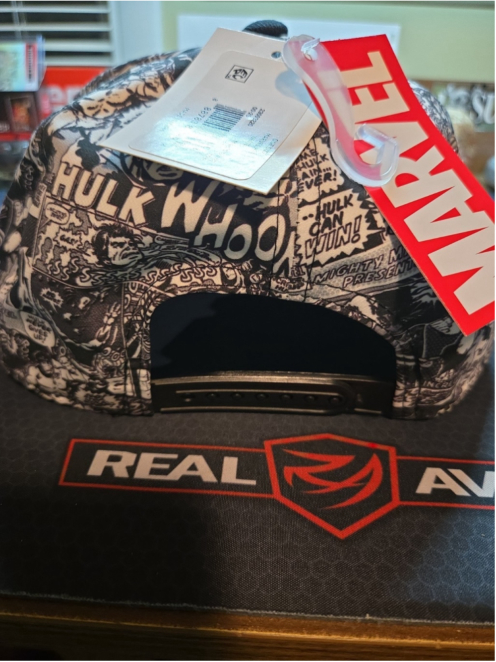 Marvel Comic Print Snapback Hat Cap Black White Adjustable Metal Tag Badge - Picture 5 of 9